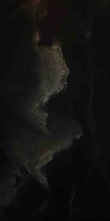 Универсальная плитка (керамогранит) Ennface Onyx Noir High Glossy 120x60 см